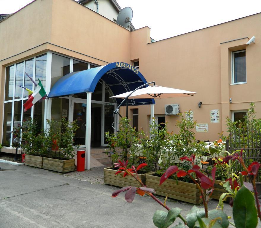 Hotel Adriatico Тимишоара Экстерьер фото