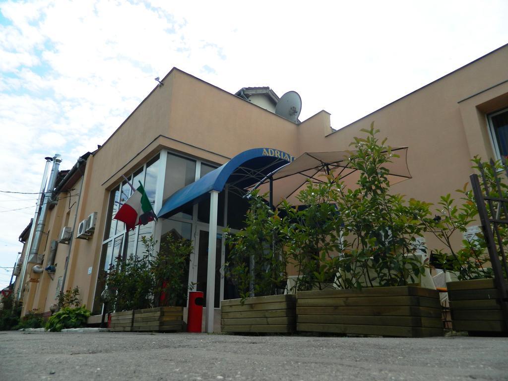 Hotel Adriatico Тимишоара Экстерьер фото